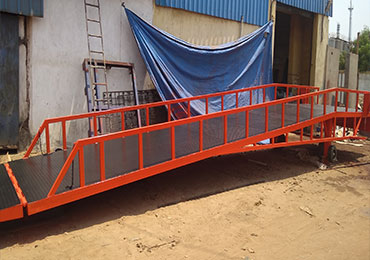 Hydraulic dock ramp manufacturers